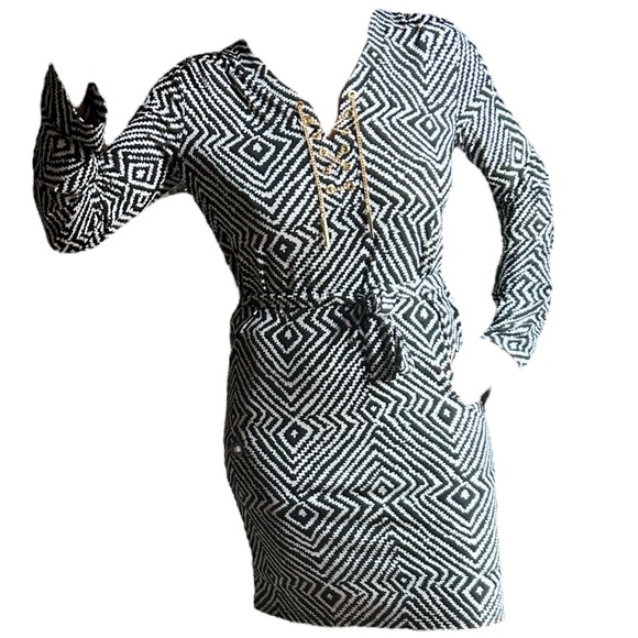 MK Geometric Print Dress Lace Up Gold Chain - Picture 3 of 6